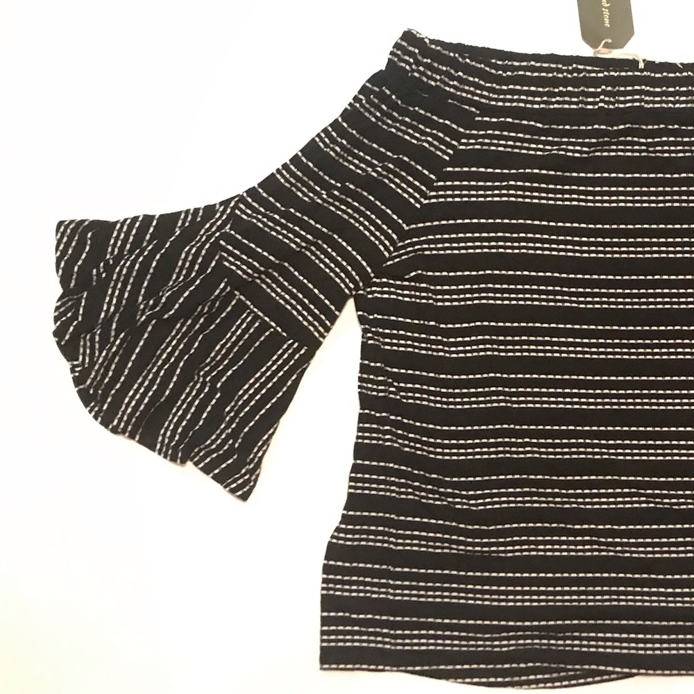 NWT Pebble and Stone off-the-shoulder bell sleeve